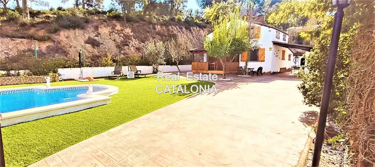Villa avec piscine à vendre à Avinguda Rafael Albertí
