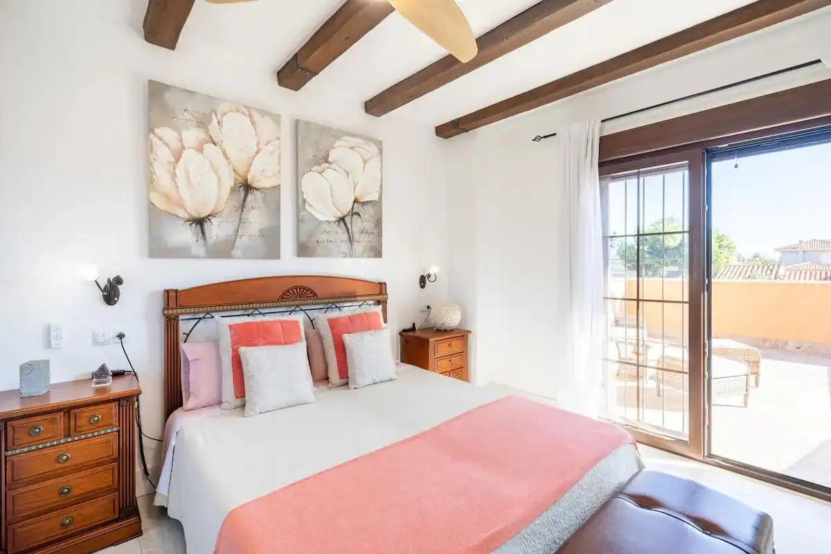 Dormitori de Casa o xalet de lloguer en Torrevieja amb Aire condicionat, Calefacció i Jardí privat
