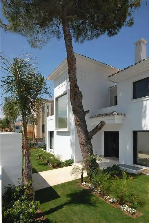 Casa con piscina in affitto a Nueva Andalucía, imagen 11