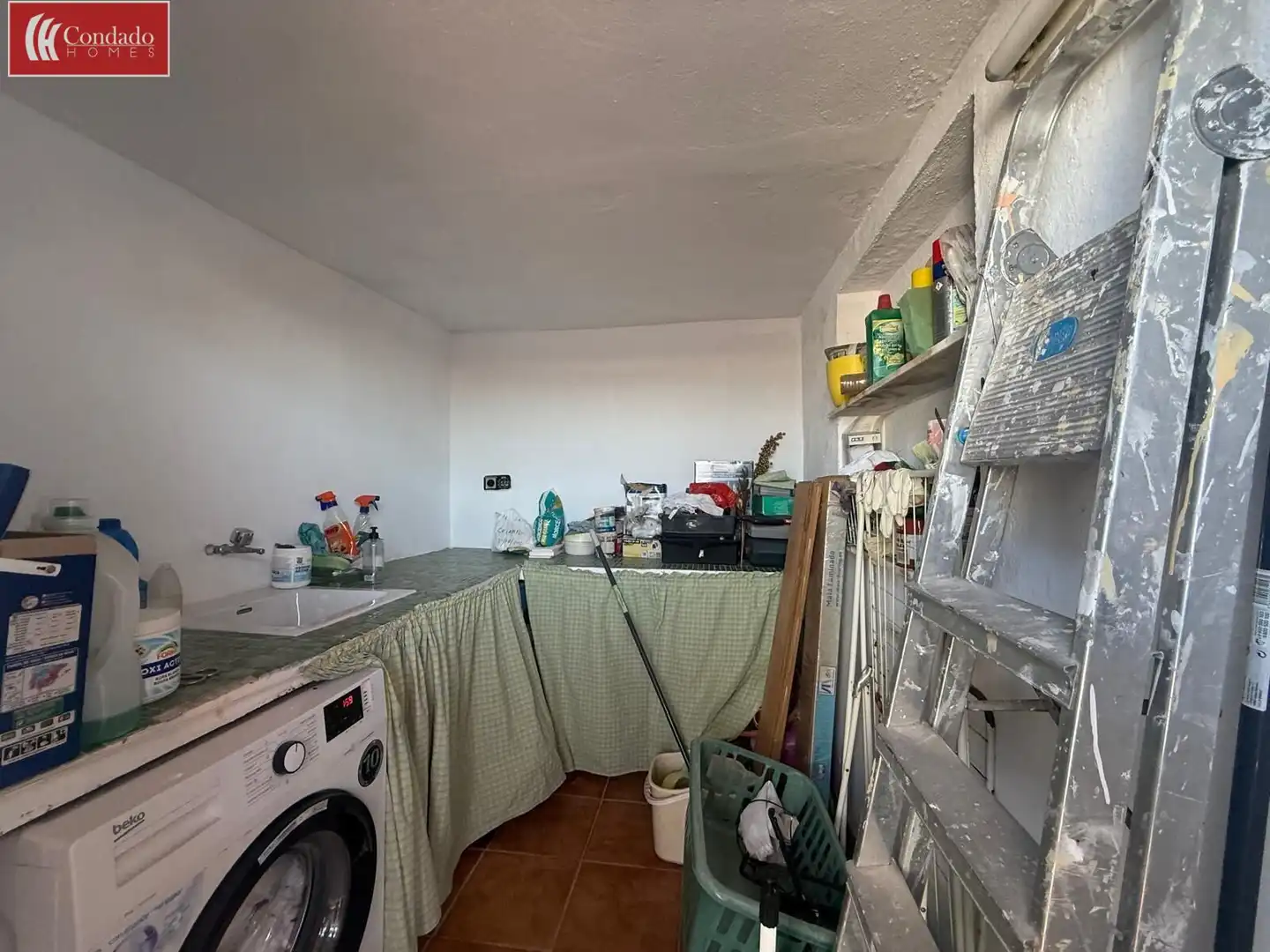 Cuina de Casa adosada en venda en Córdoba