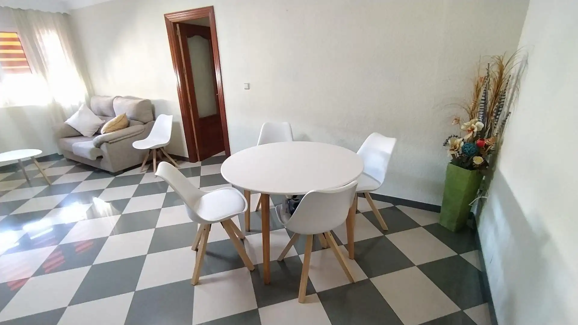 Comedor de Piso de alquiler en Málaga con Aire acondicionado y Amueblado