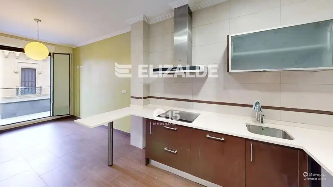 Piso en venta en Euskal Herria Kalea, Parte Vieja