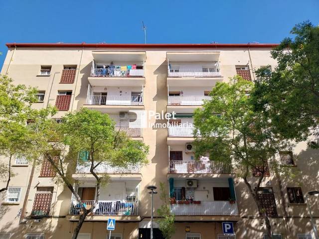 Estudio en Venta en Calle lledoner en Sant Genís dels Agudells