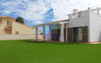 Jardí de Casa o xalet en venda en La Manga del Mar Menor amb Calefacció, Jardí privat i Terrassa