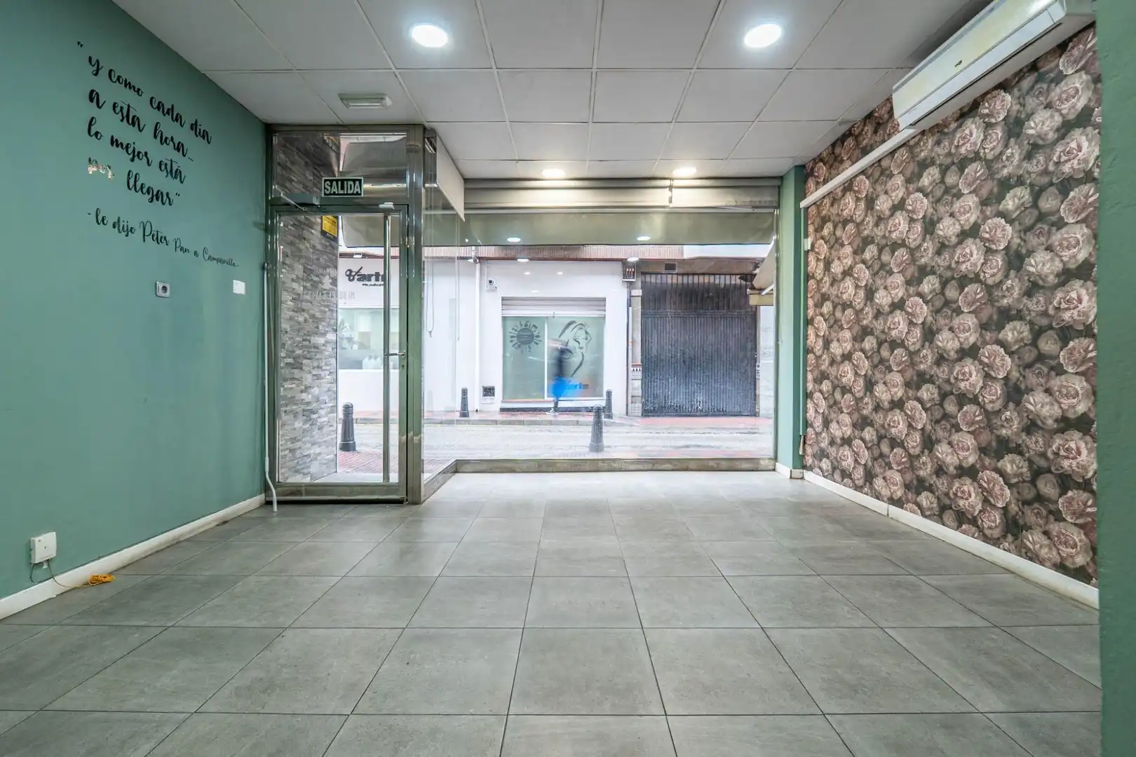 Local en venta en Armilla con Aire acondicionado