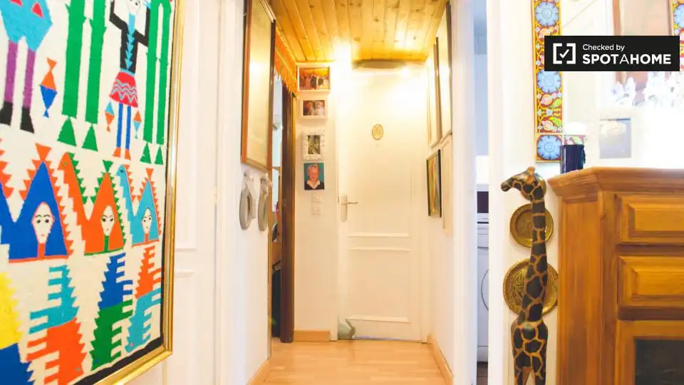 Room in Opañel