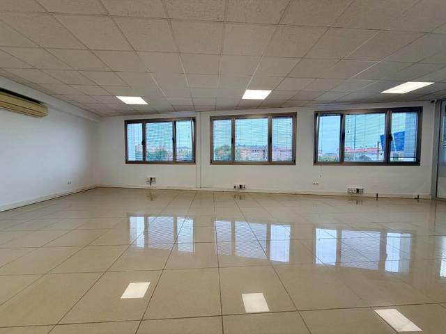 Oficina en Alquiler en Igollo