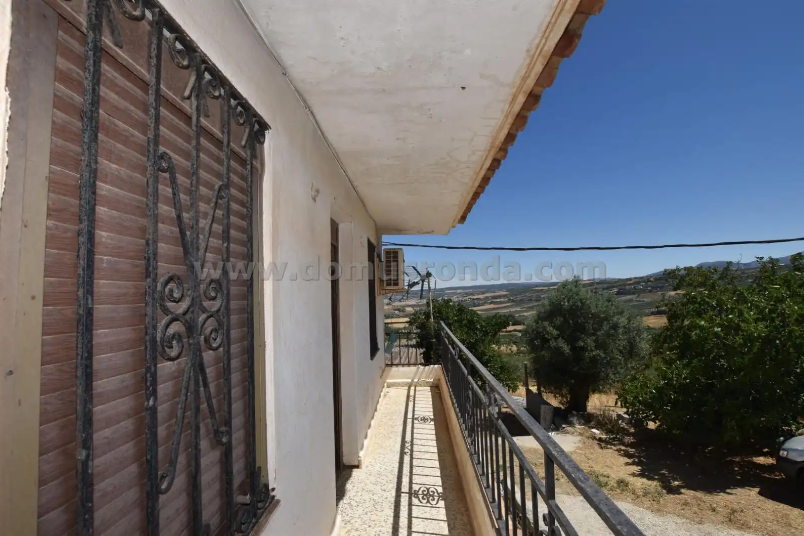 Vista exterior de Finca rústica en venda en Ronda amb Terrassa i Traster