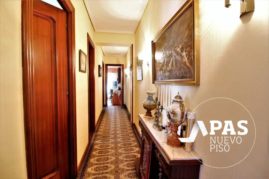 Piso en venta en Santander con Balcón