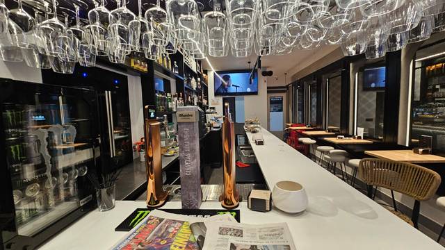 Local comercial en Alquiler en  de Palloza en Cuatro Caminos - Plaza de la Cubela