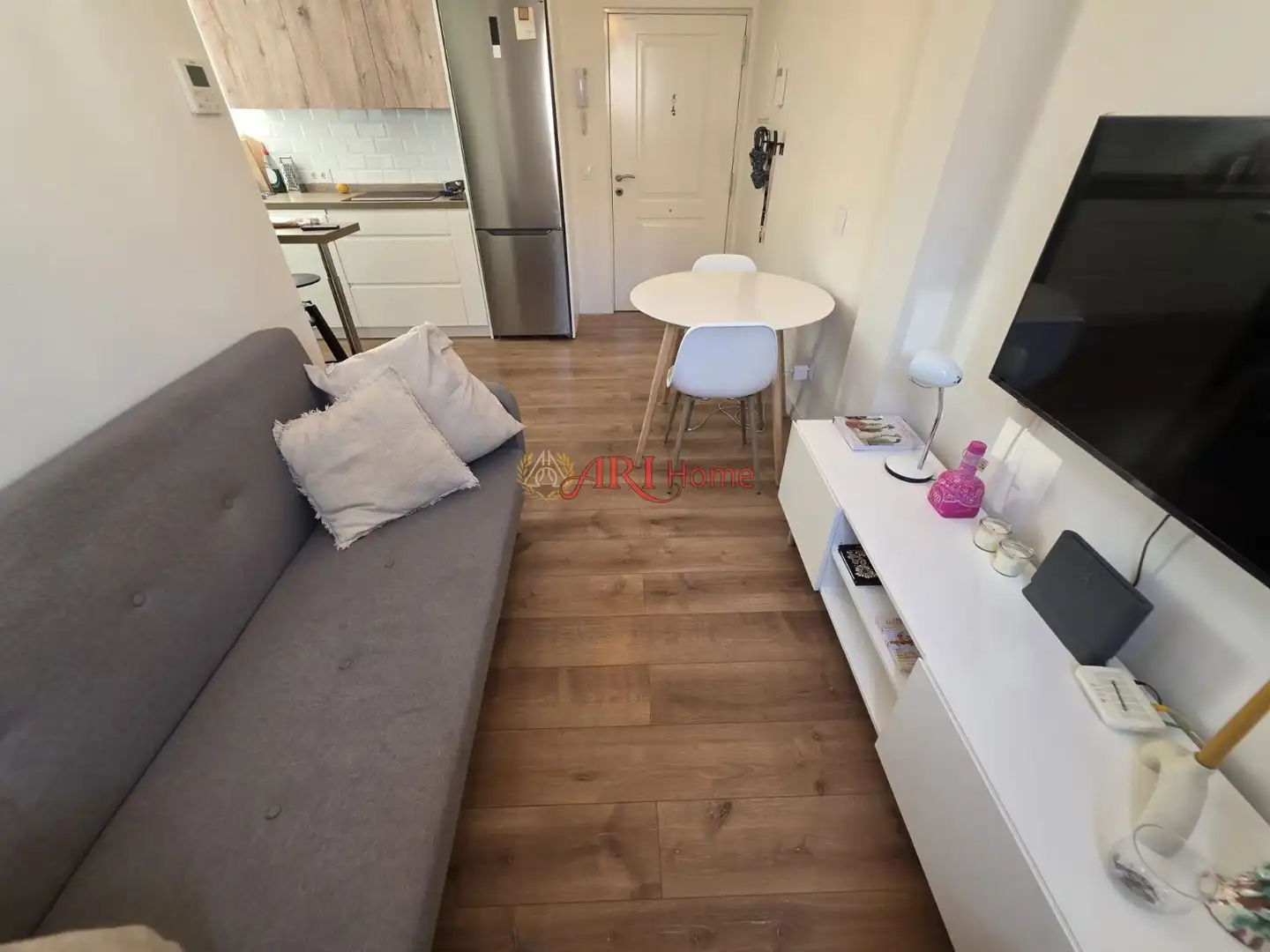 Living room of Flat for rent in Madrid  with Air Conditioner, Heating and Furnished