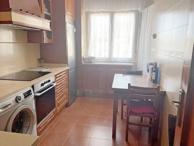Cocina de Piso en venta en Torrelavega  con Calefacción y Trastero