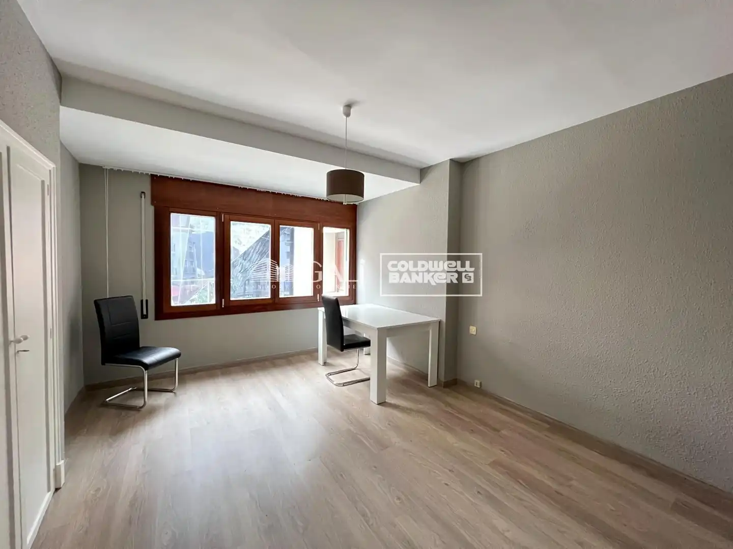 Piso en venta en Andorra la Vella con Calefacción, Parquet y Terraza