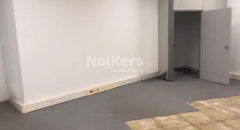 Local comercial en alquiler en Almeda - El Corte Inglés, imagen 2