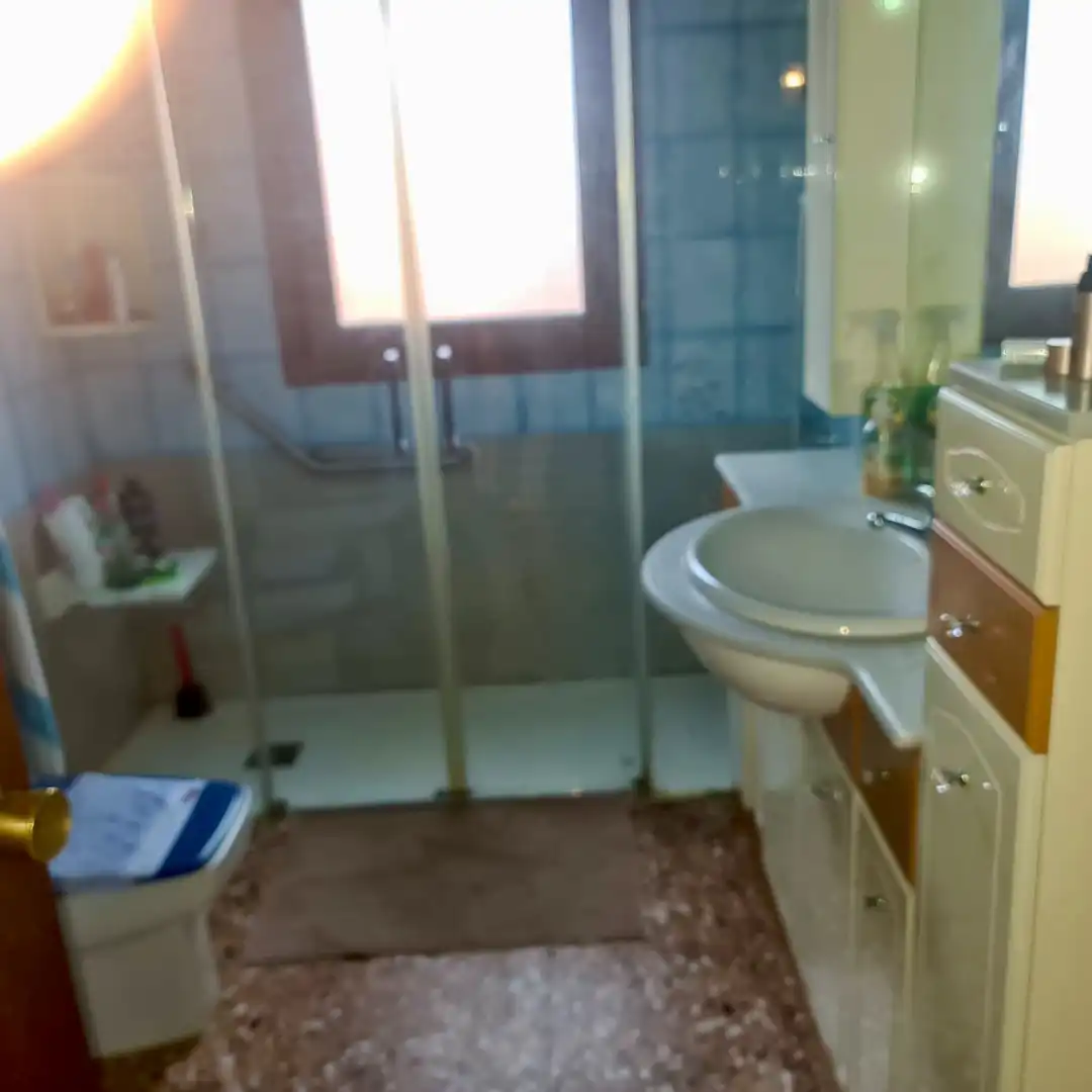 Baño de Casa o chalet en venta en Ossó de Sió con Aire acondicionado, Calefacción y Jardín privado