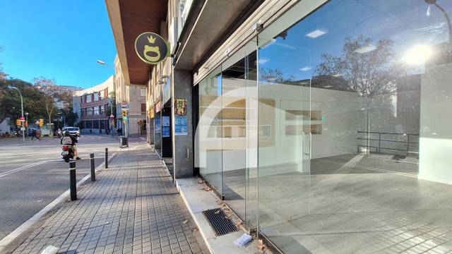 Local comercial en Alquiler en Vergos en Sarrià