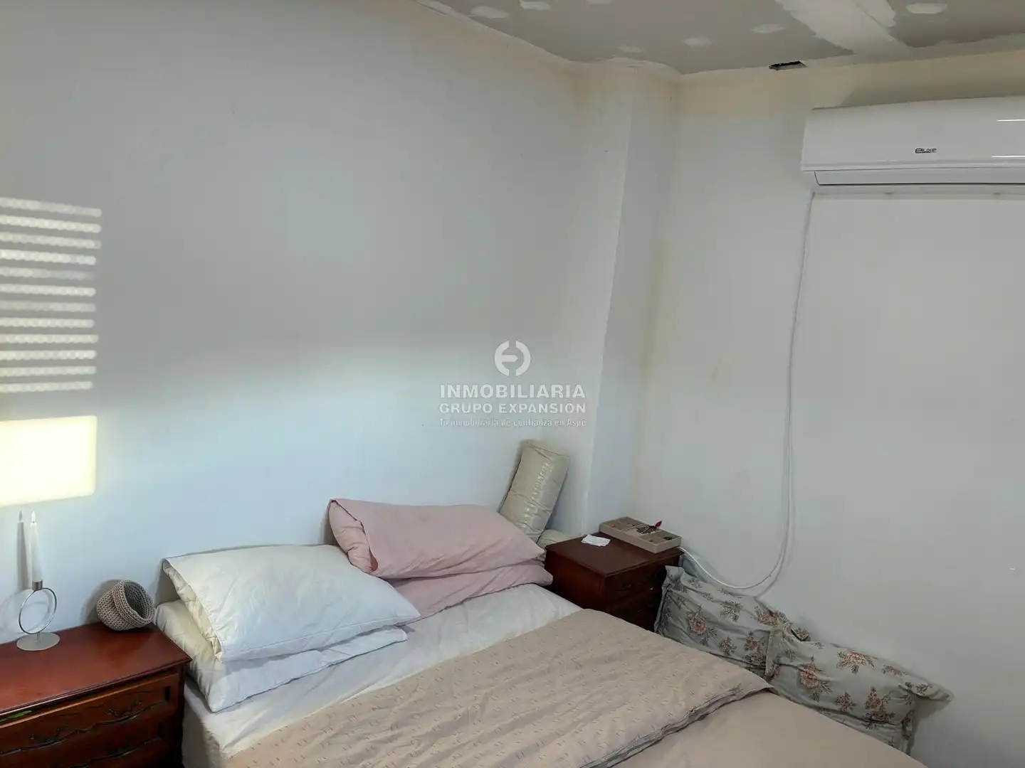 Dormitori de Casa o xalet en venda en Monóvar  / Monòver