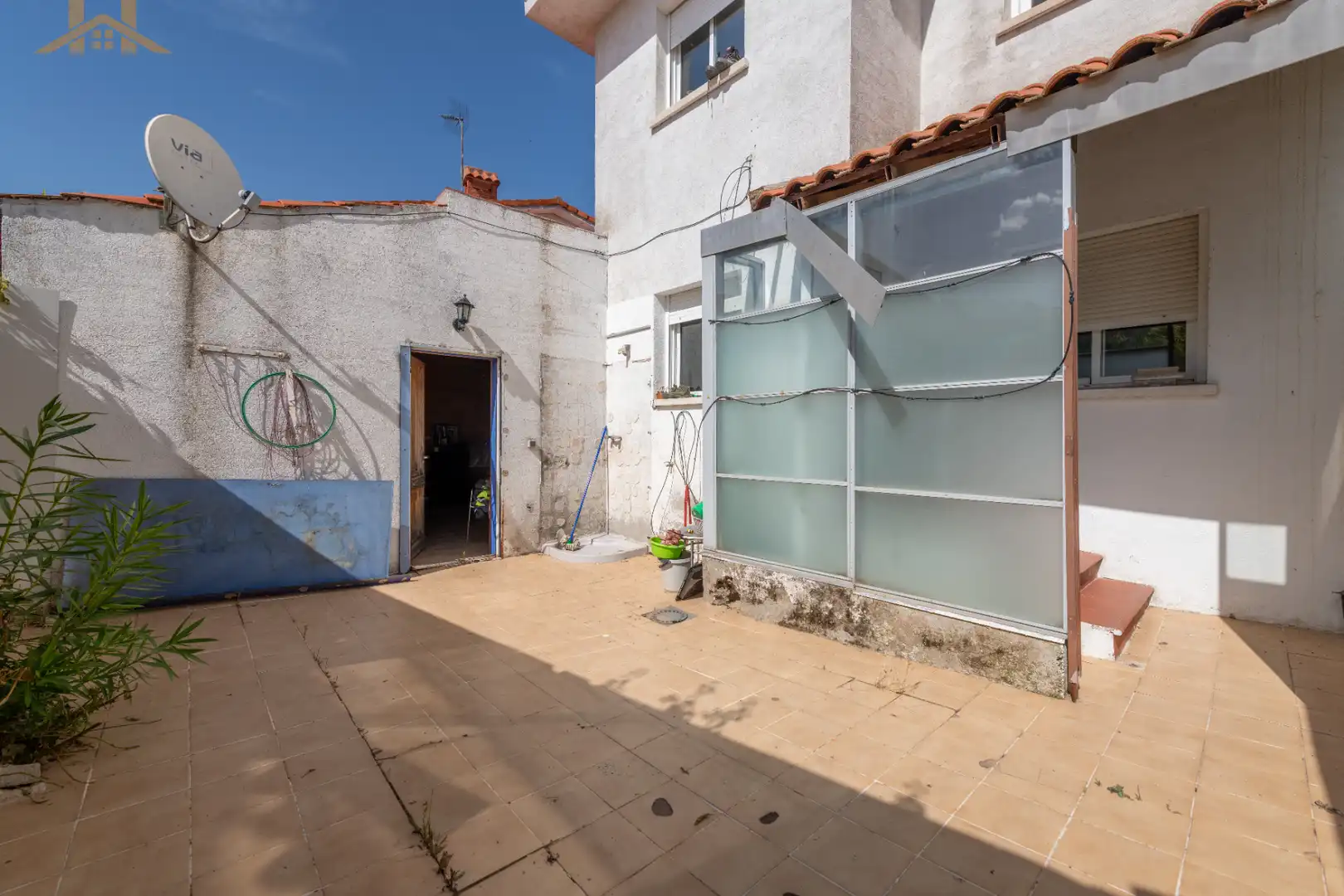 Vista exterior de Casa adosada en venda en Seseña amb Aire condicionat, Calefacció i Jardí privat