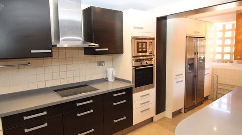 Foto 3 de Casa adosada en venta en La Carolina - Guadalpín, Marbella