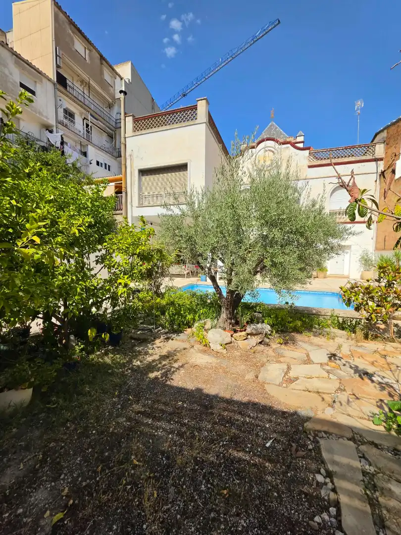 Piscina de Casa o xalet en venda en Igualada amb Aire condicionat, Calefacció i Jardí privat