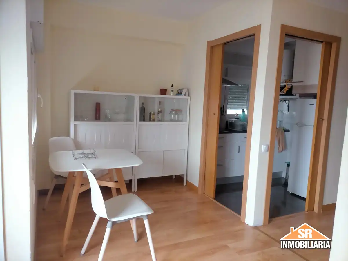 Apartamento de alquiler en Avenida Américas, Perillo
