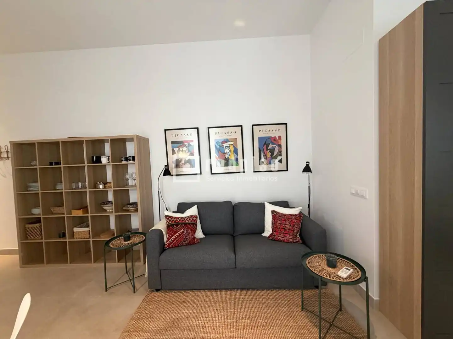Sala d'estar de Estudi de lloguer en Málaga amb Aire condicionat, Calefacció i Moblat