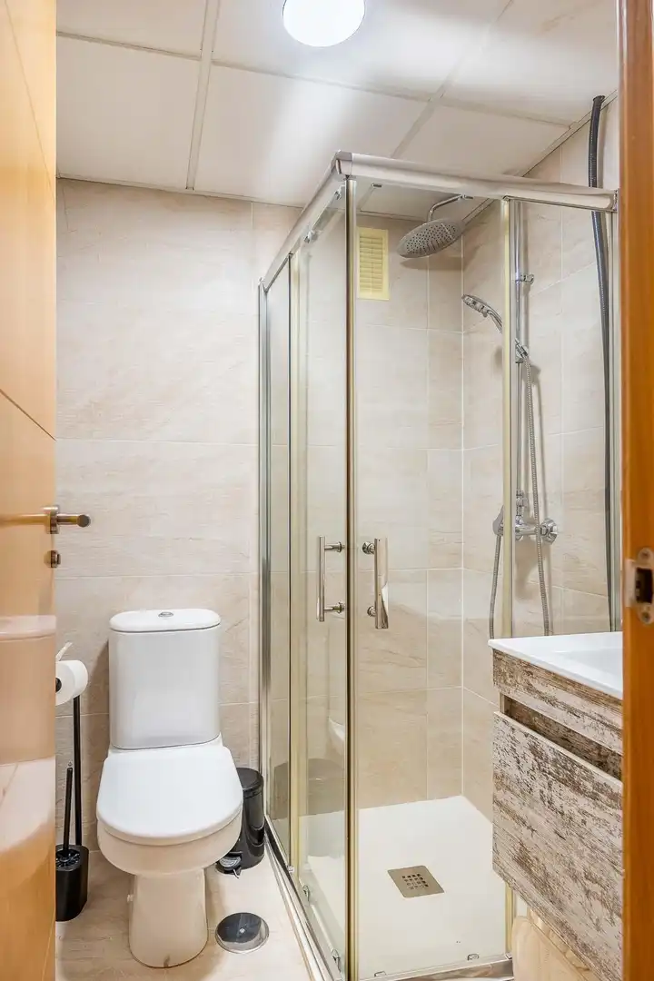 Baño de Piso en venta en Mairena del Aljarafe con Aire acondicionado, Terraza y Trastero