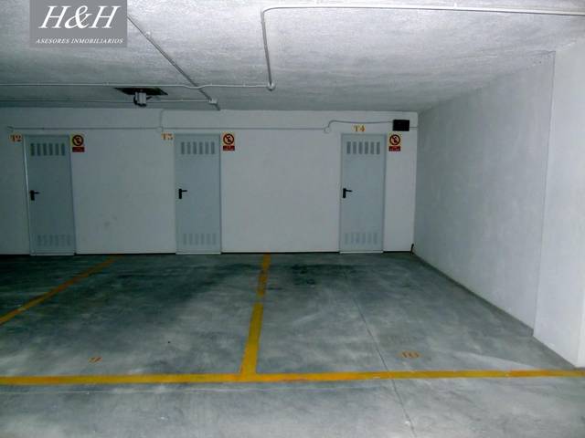 Garaje en Alquiler en El Cabanyal - El Canyamelar