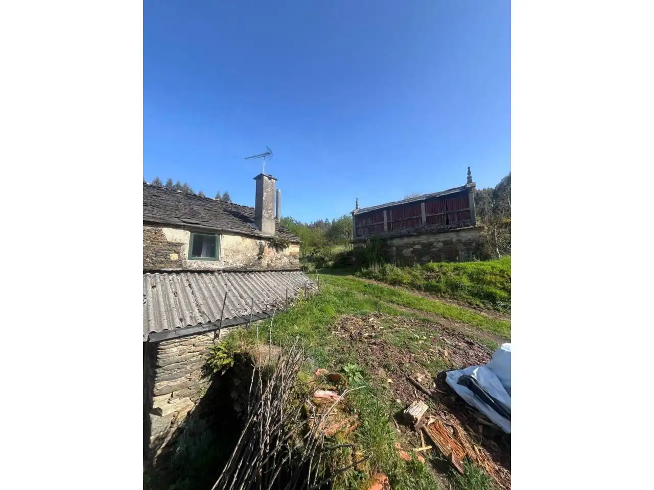 Finca rústica en venda en Irixoa