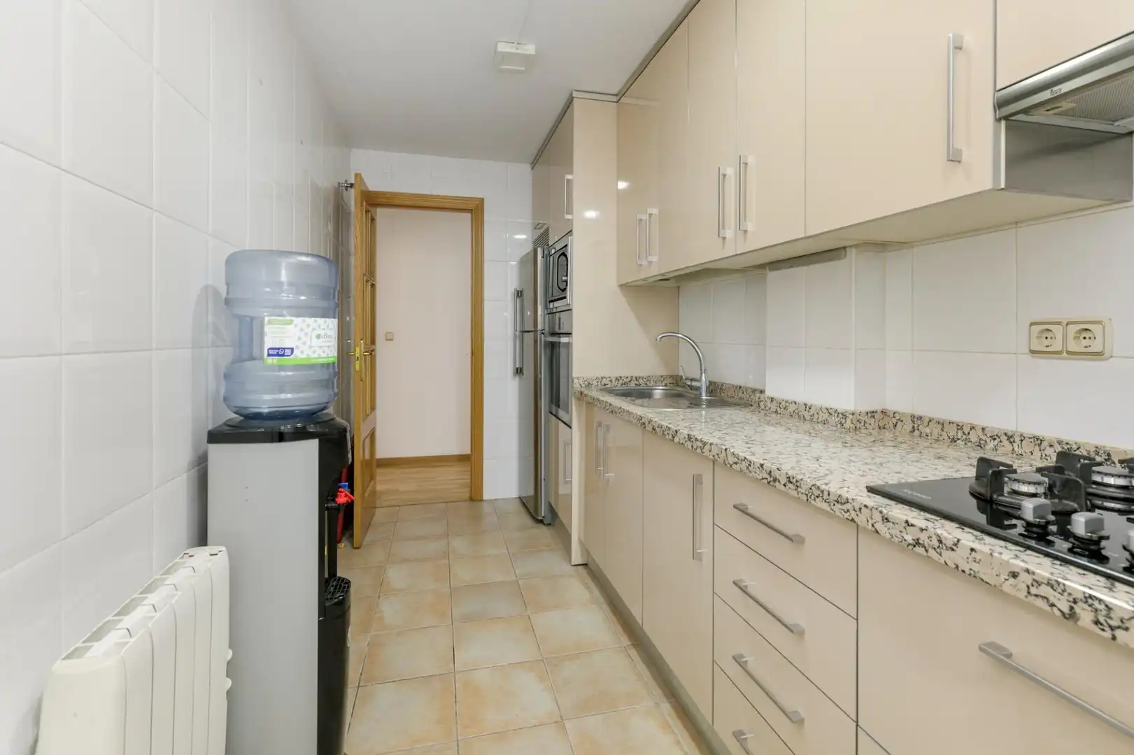 Kitchen of Flat for sale in Armilla  with Air Conditioner, Heating and Storage room
