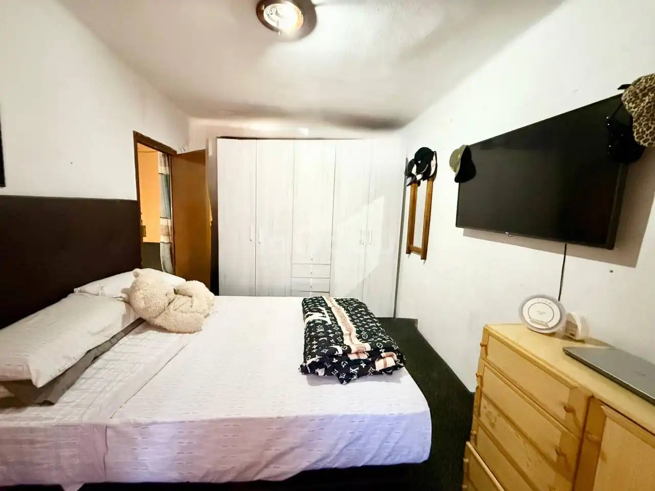 Bedroom of Flat for sale in Vic