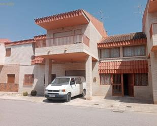 Casa adosada en venda a San Isidro