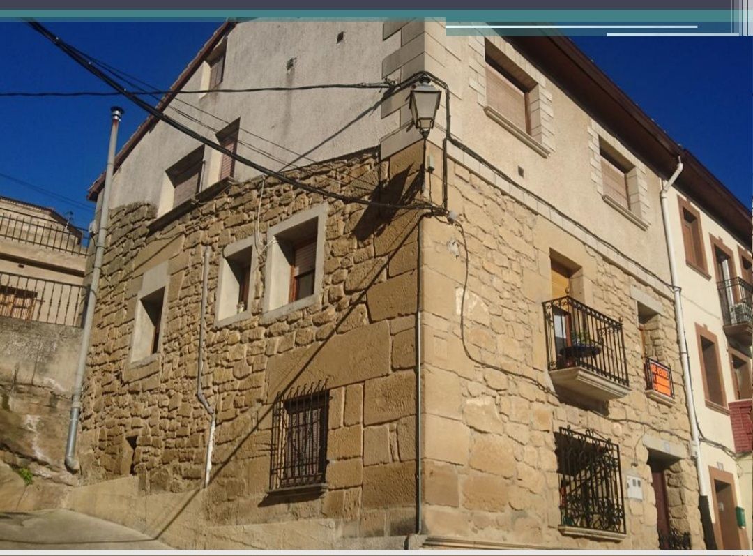 Vista exterior de Casa o xalet en venda en Baños de Ebro / Mañueta amb Moblat