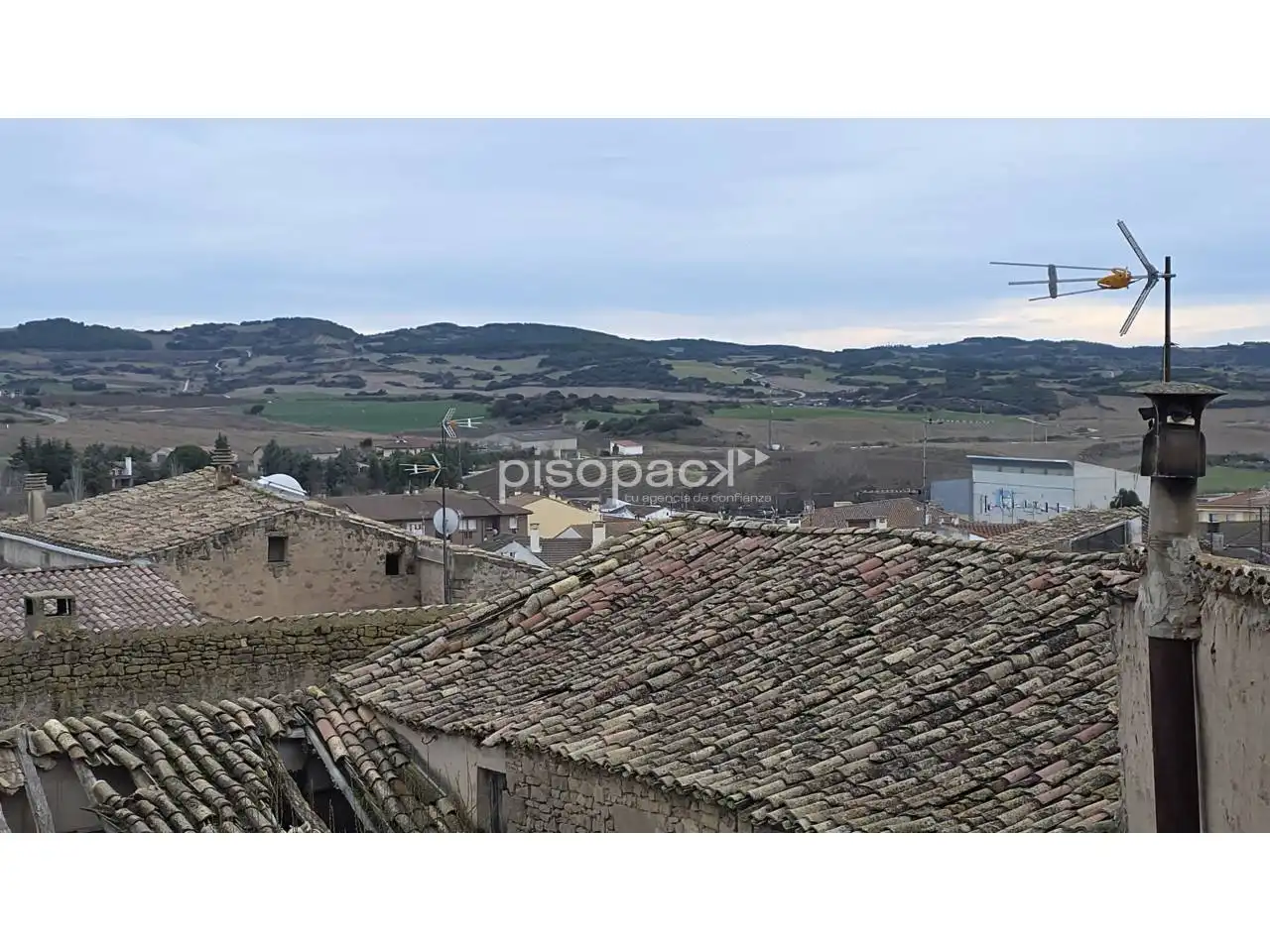 Vista exterior de Finca rústica en venta en Artajona con Calefacción, Parquet y Terraza