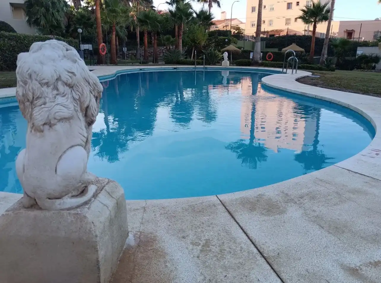 Swimming pool of Flat for rent in Benalmádena  with Air Conditioner, Furnished and Oven