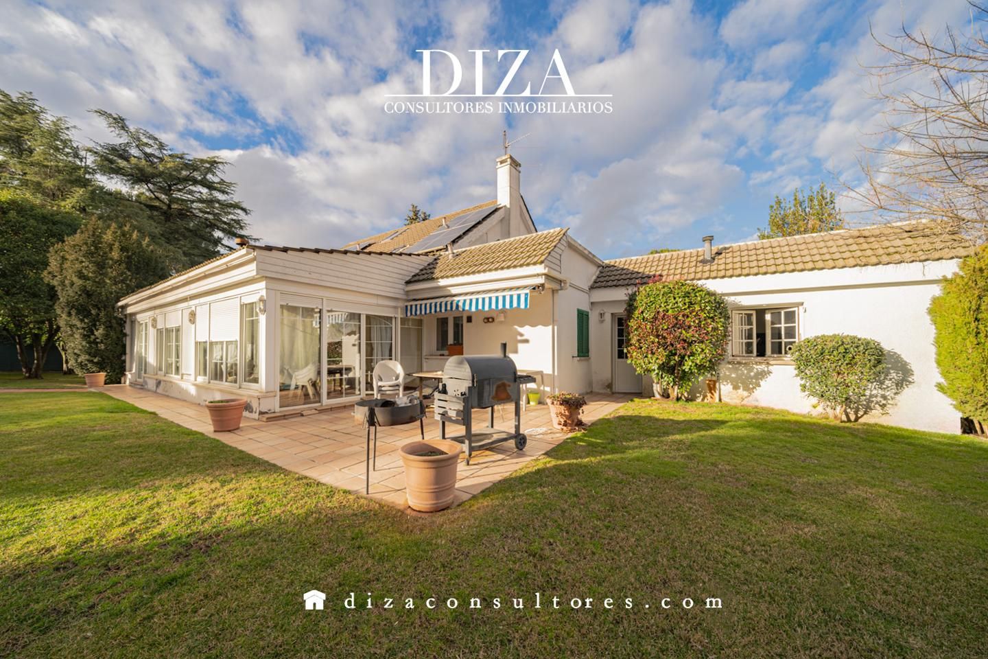 Garden of House or chalet for sale in Majadahonda  with Air Conditioner, Heating and Private garden