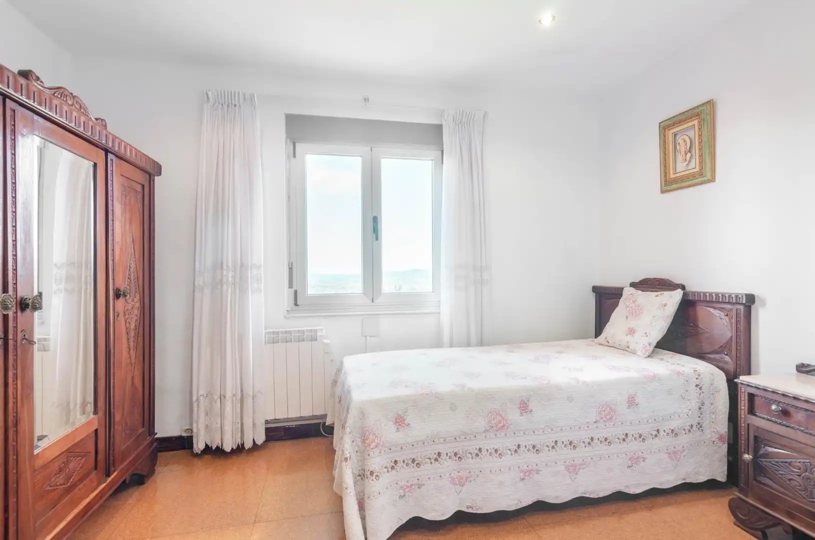 Dormitori de Casa o xalet en venda en Siero amb Calefacció, Jardí privat i Moblat