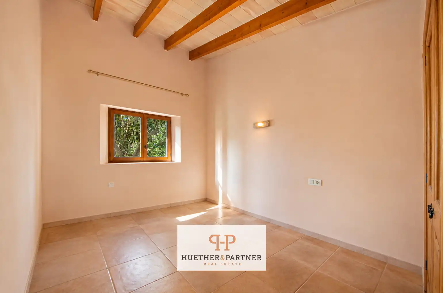 Jardí de Finca rústica en venda en Felanitx amb Aire condicionat i Moblat