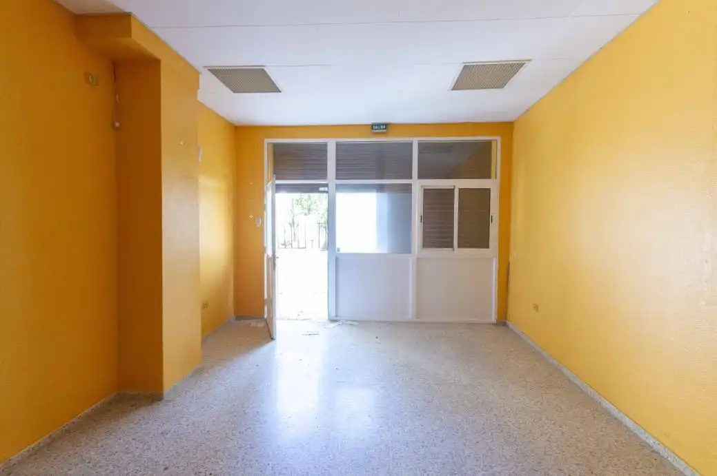 Gewerbefläche zum Verkauf in Calle Francisco de Aguilar y Aguilar, imagen 5