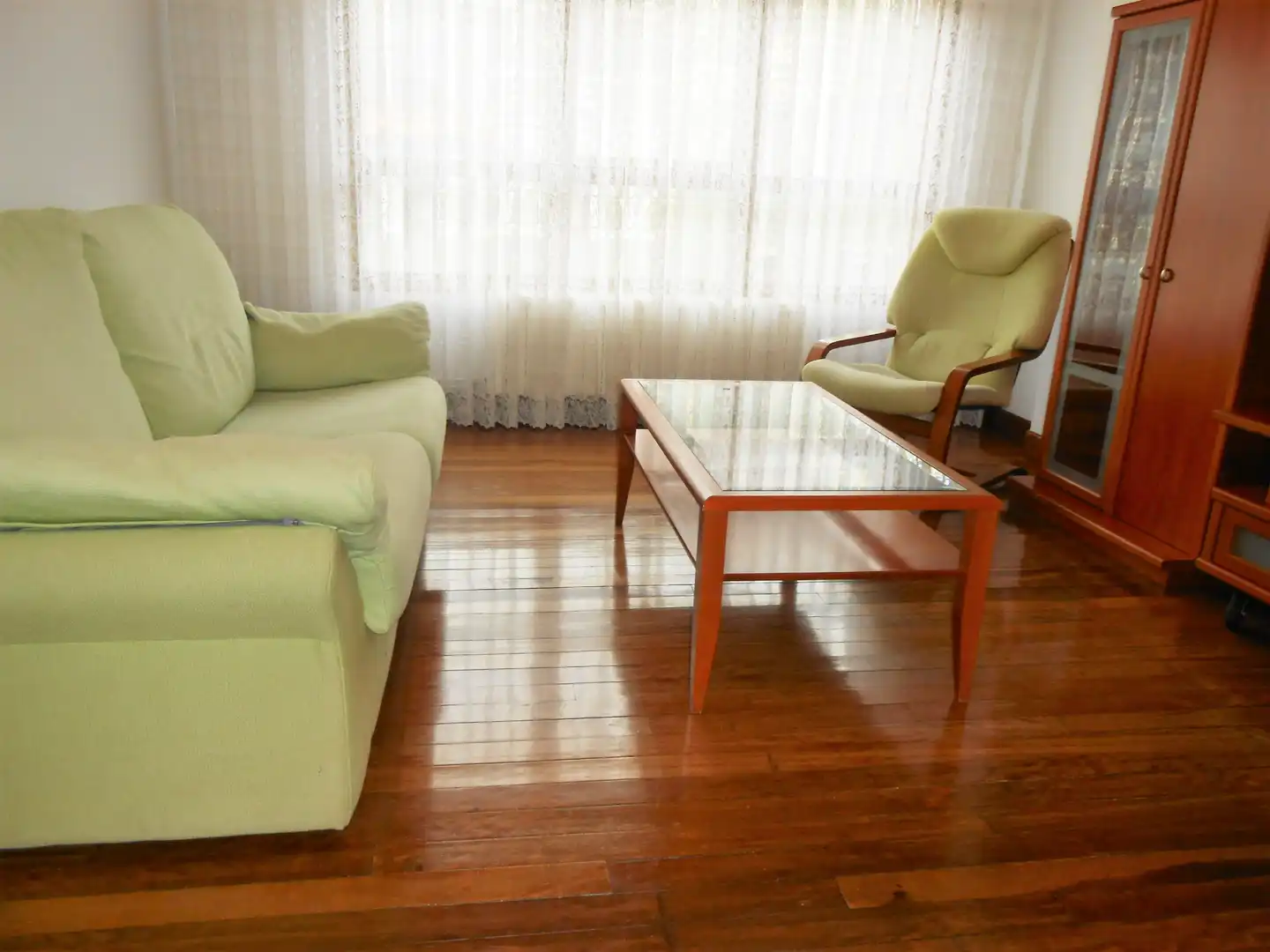 Living room of Flat for rent in Bilbao   with Heating, Furnished and Balcony