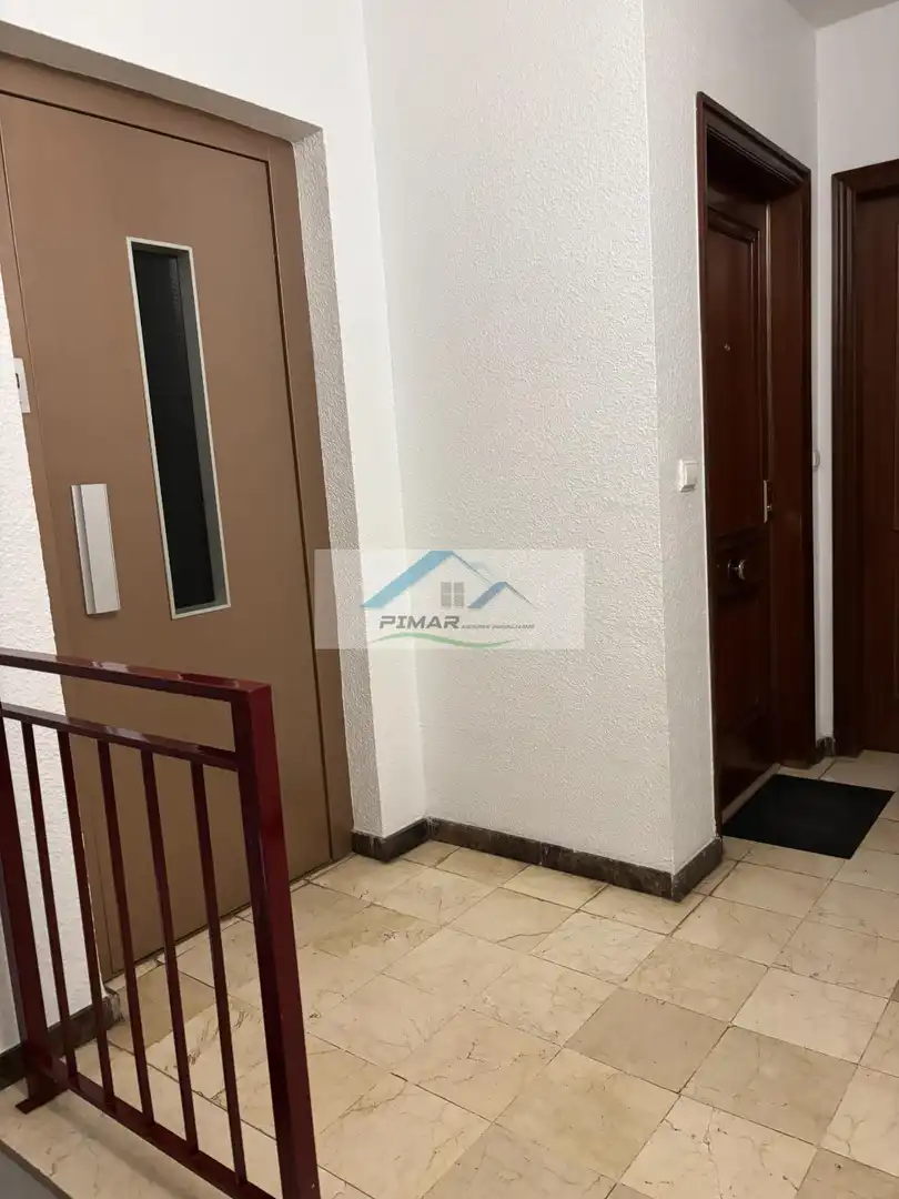 Piso en venta en Elche / Elx con Balcón