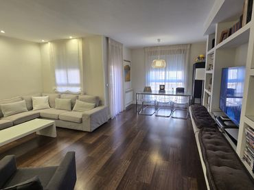 Appartement avec balcon à vendre à Calle Zurbarán