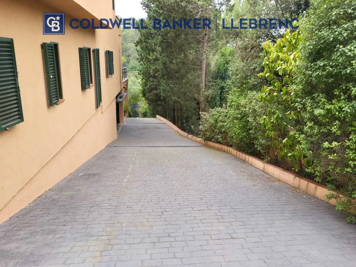 Aparcament de Planta baixa de lloguer en Barcelona amb Calefacció, Parquet i Terrassa