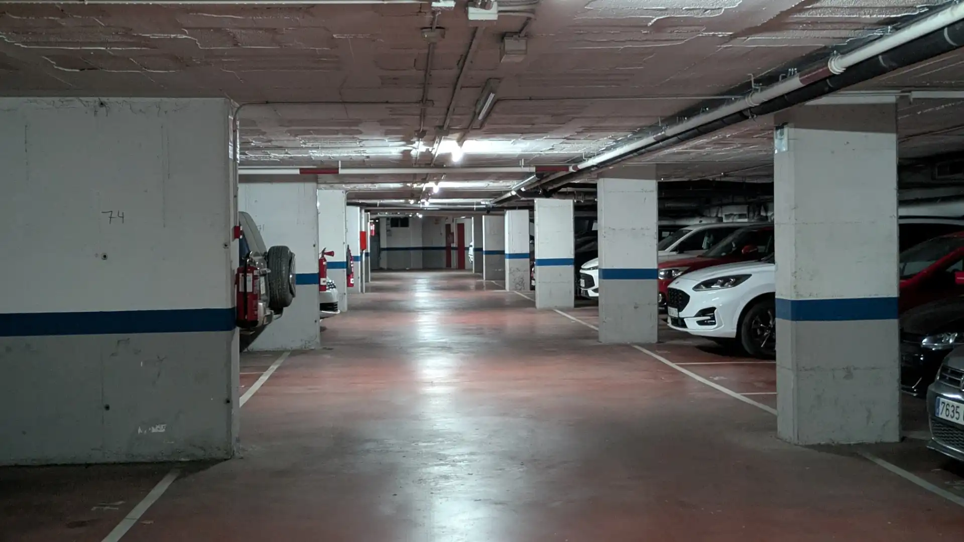 Parkplatz von Büro zur Miete in Cornellà de Llobregat mit Klimaanlage, Heizung und Internet