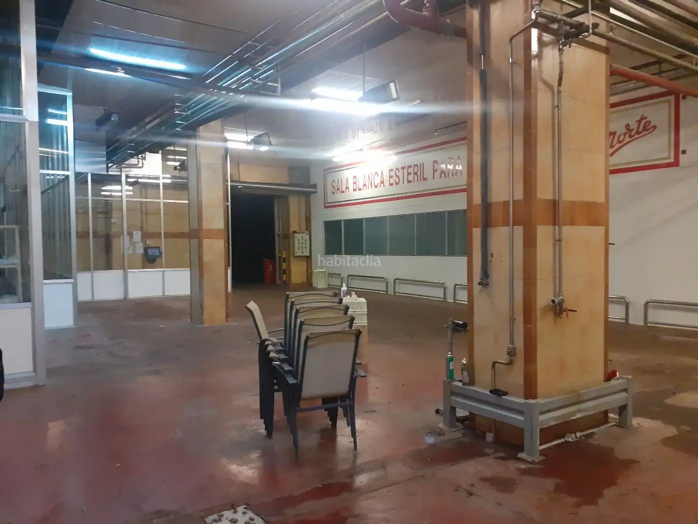 Nau industrial en venda en Sabadell
