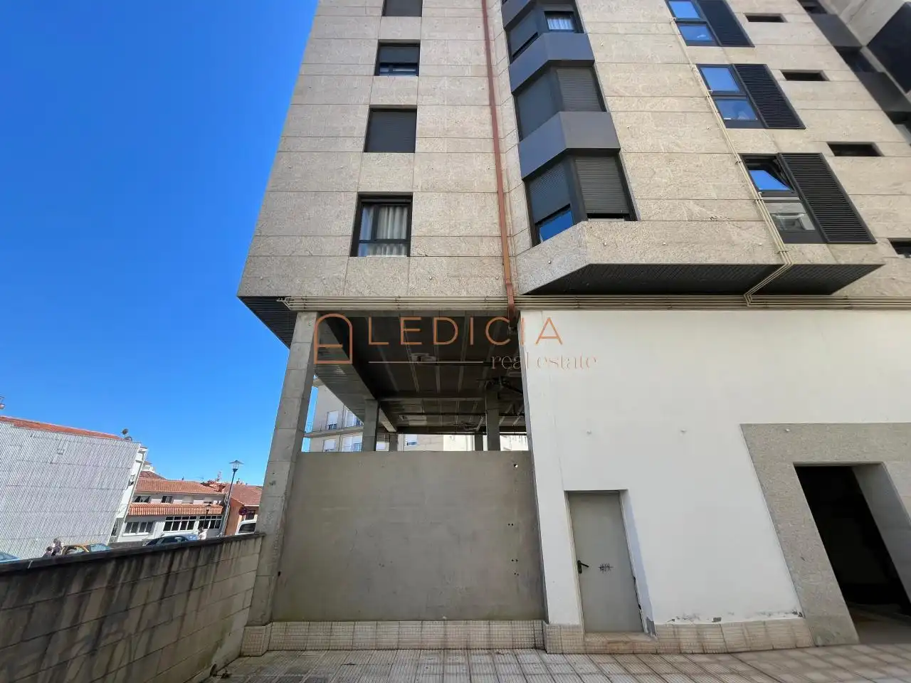 Vista exterior de Piso en venta en Cangas  con Calefacción y Amueblado