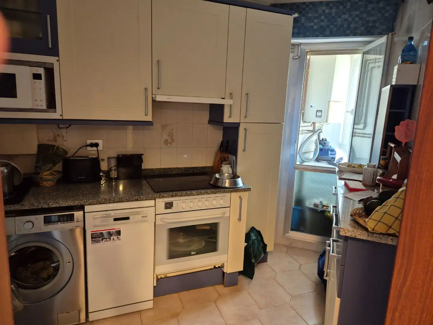 Cocina de Piso en venta en Bilbao  con Terraza y Balcón