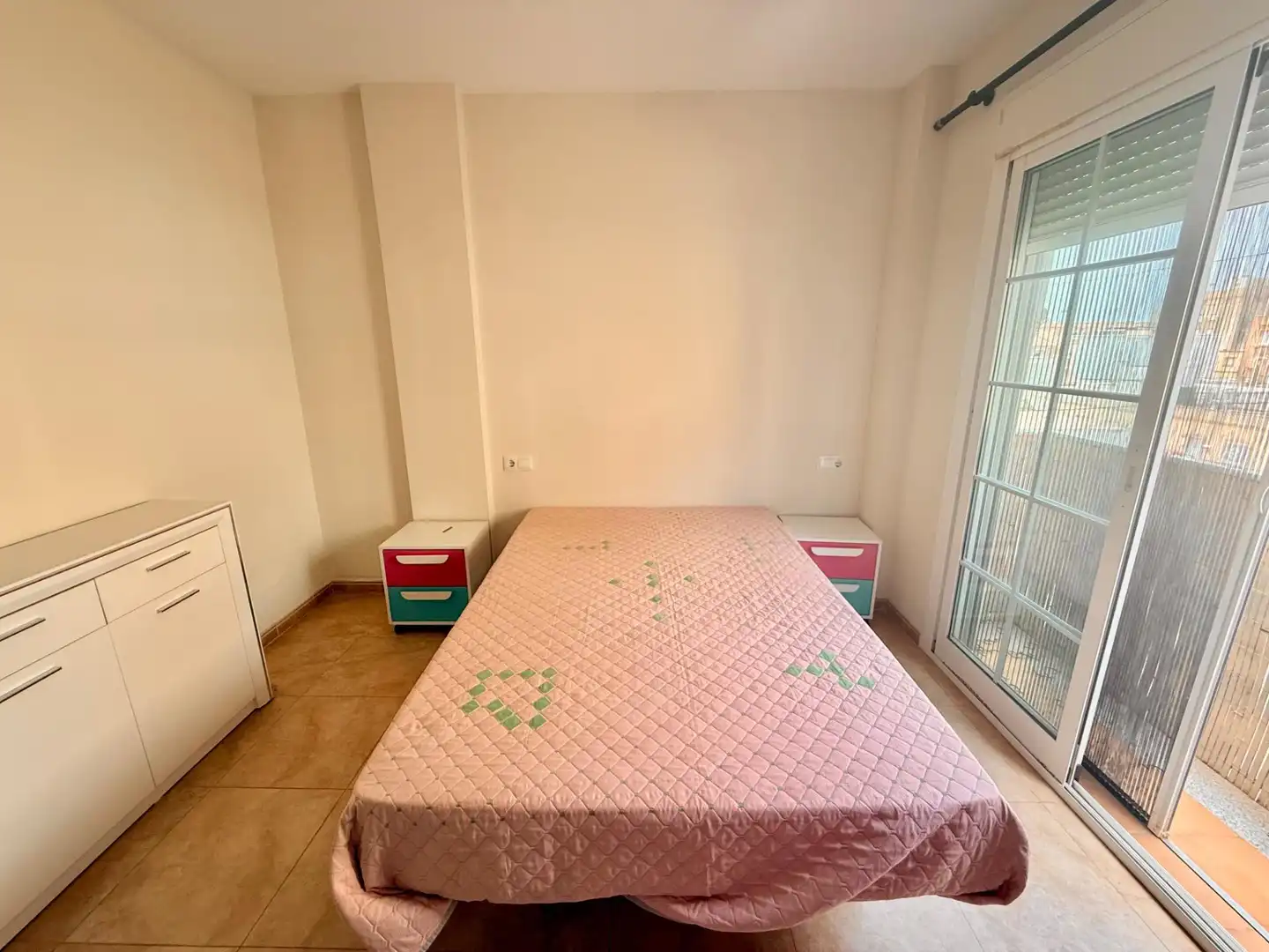 Habitación de Piso en venta en Roquetas de Mar con Balcón