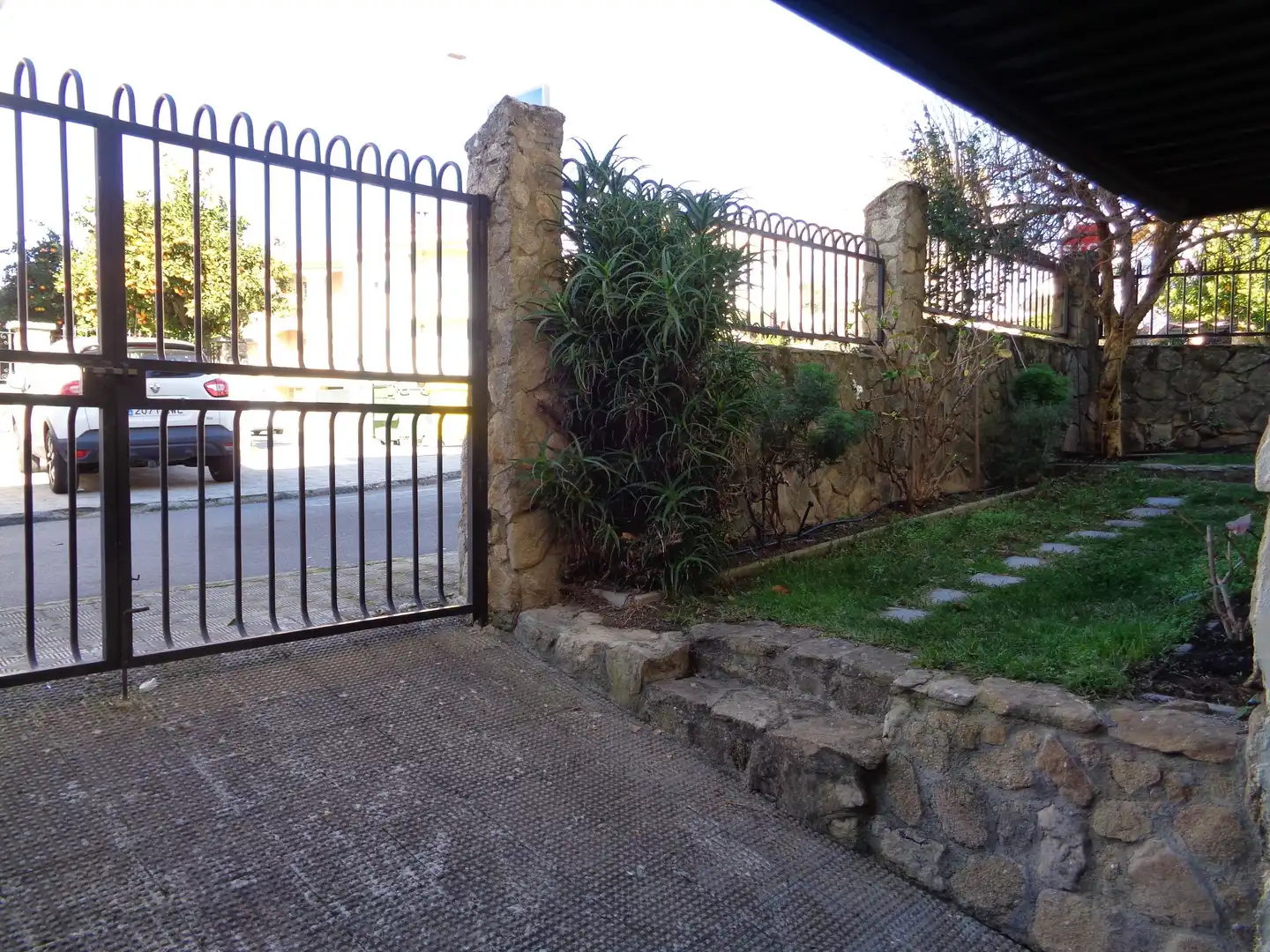 Einfamilien-Reihenhaus zum Verkauf in Calle José Canalejas, Los Pinos - El Pilar