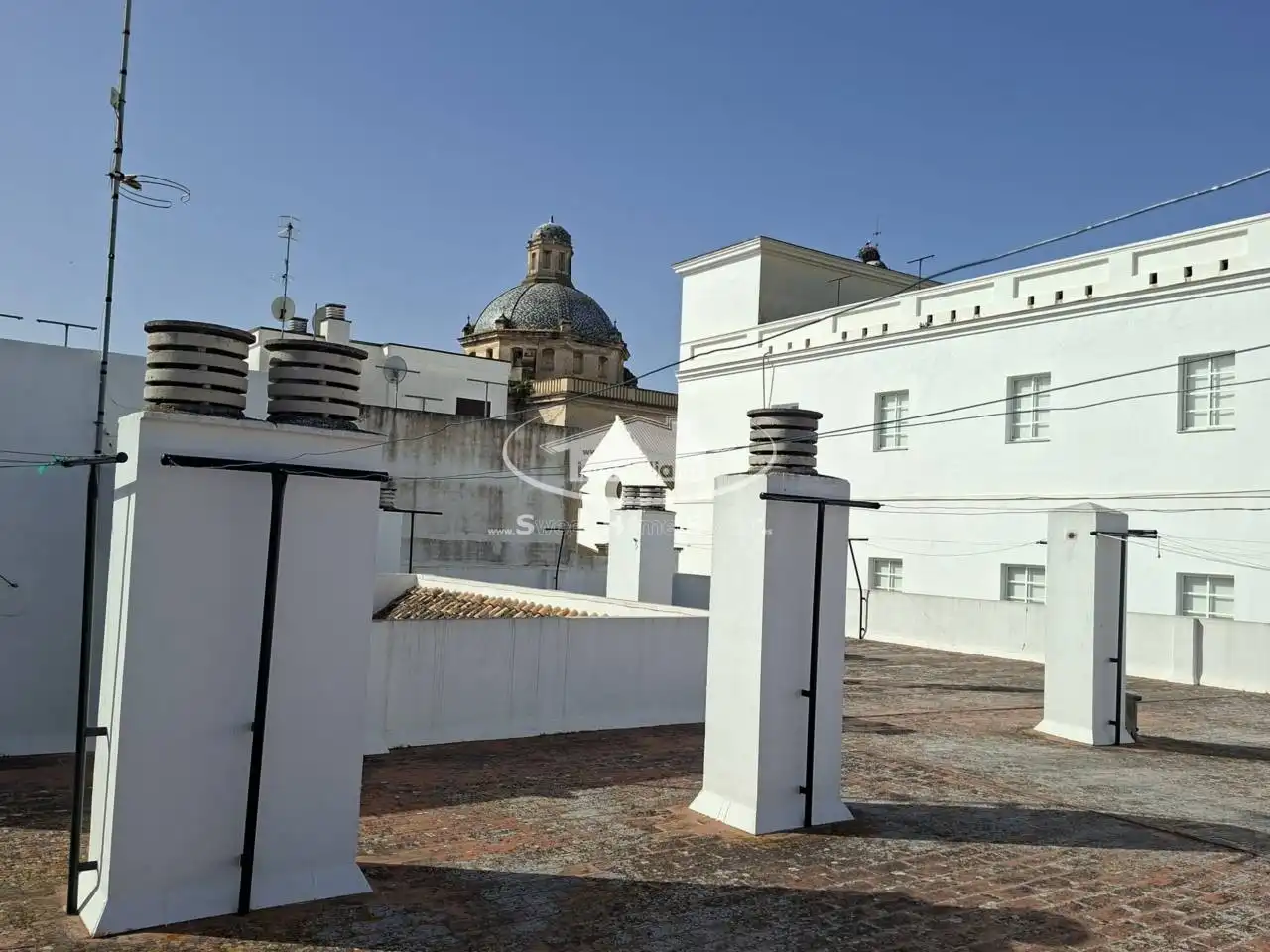 Exterior view of Apartments for rent in Sanlúcar de Barrameda  with Air Conditioner and Furnished